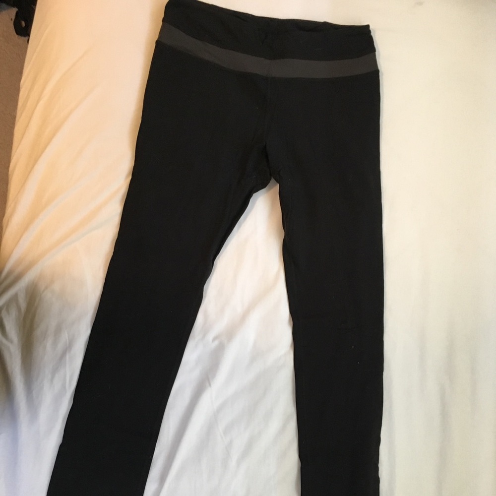 Lululemon Black Skinny Groove Leggings size 6